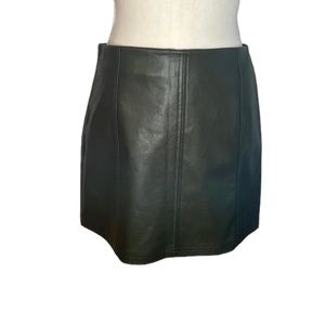 Francesca's‎ Vegan Leather Green Mini Skirt